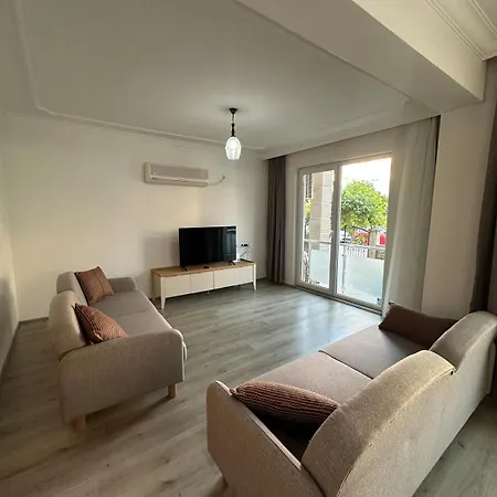 Apartment 2 Bedroom Close To Center