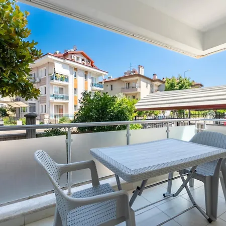 2 Bedroom Close To Center Apartment Fethiye